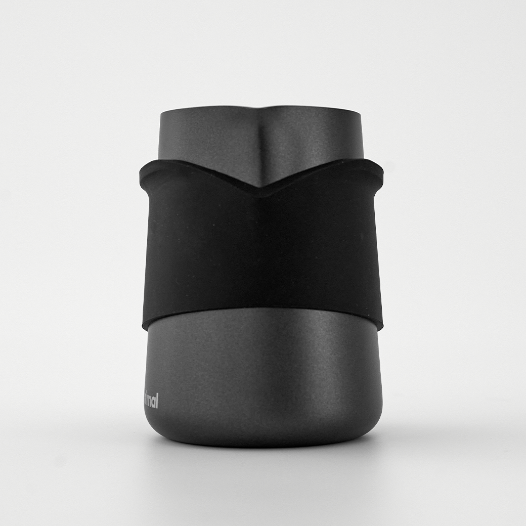 Flow Tip Milk Jug(ハンドルレス版) – Nano Foamer Japan Flow Tip Milk Jug(ハンドルレス版) – Nano Foamer Japan